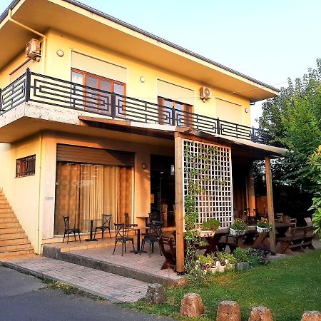 Hotel Vila Giorgio Шкодер Экстерьер фото