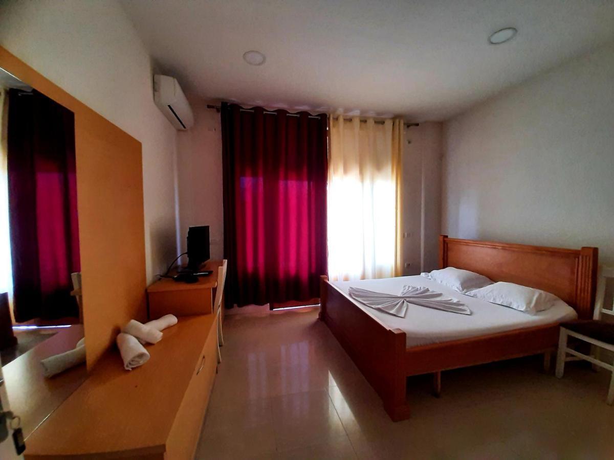 Hotel Vila Giorgio Шкодер Экстерьер фото