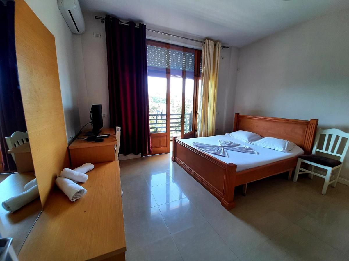 Hotel Vila Giorgio Шкодер Экстерьер фото