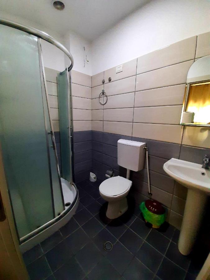 Hotel Vila Giorgio Шкодер Экстерьер фото