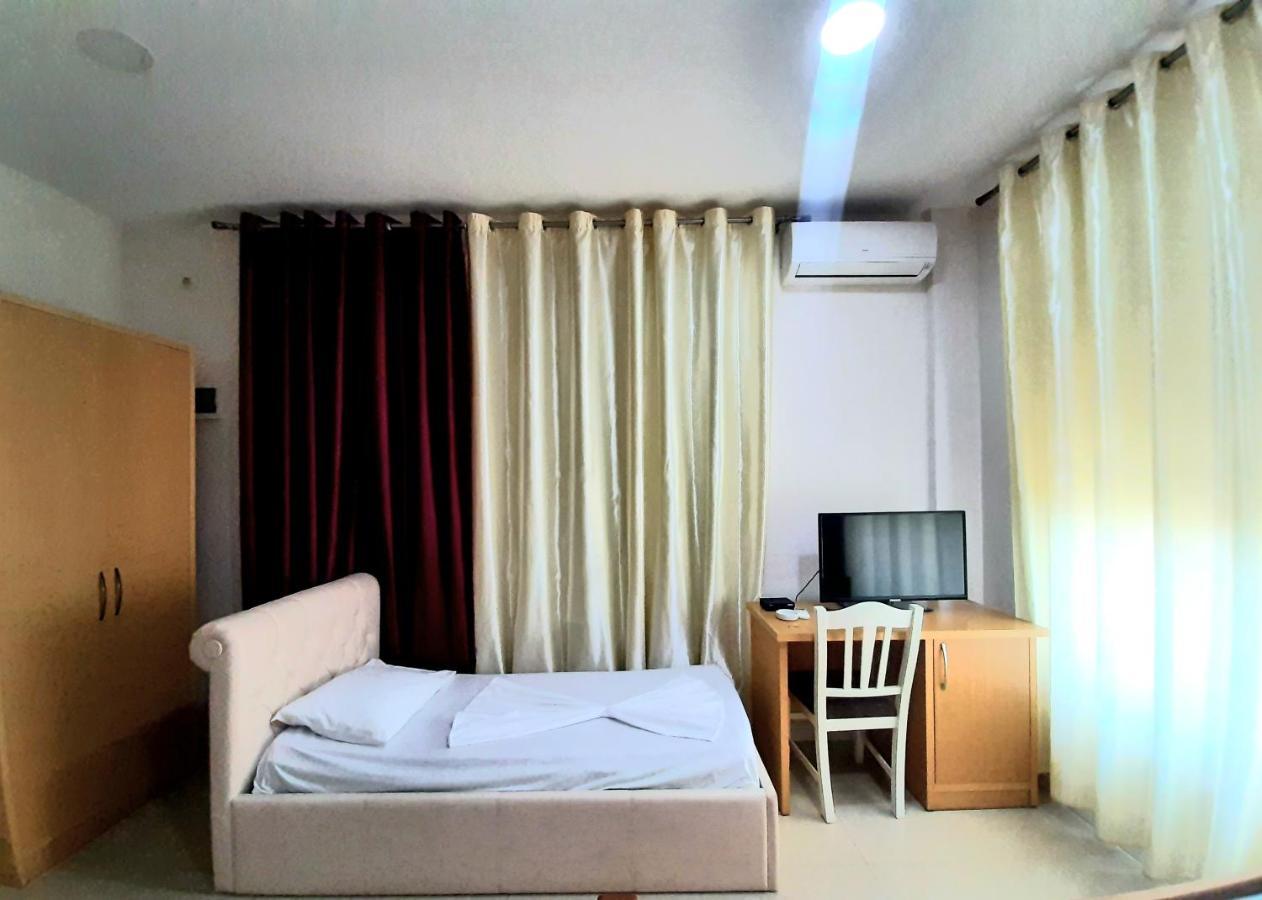 Hotel Vila Giorgio Шкодер Экстерьер фото